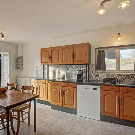 Paisible 3 Avec Cheminee Et Animaux Admis - Fr-1-496-221